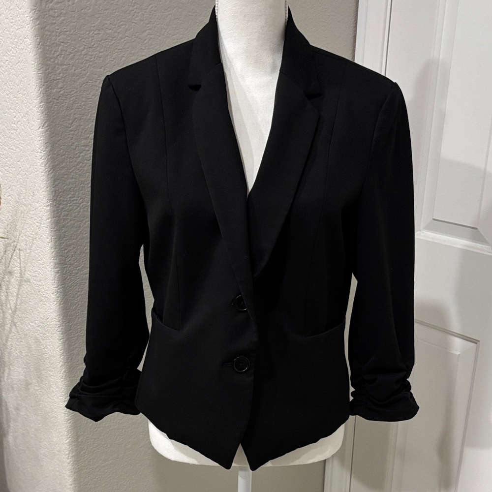 Express Tailored Black BlazerJacket with Rouched Sleeves 2 Front Pockets Size 12